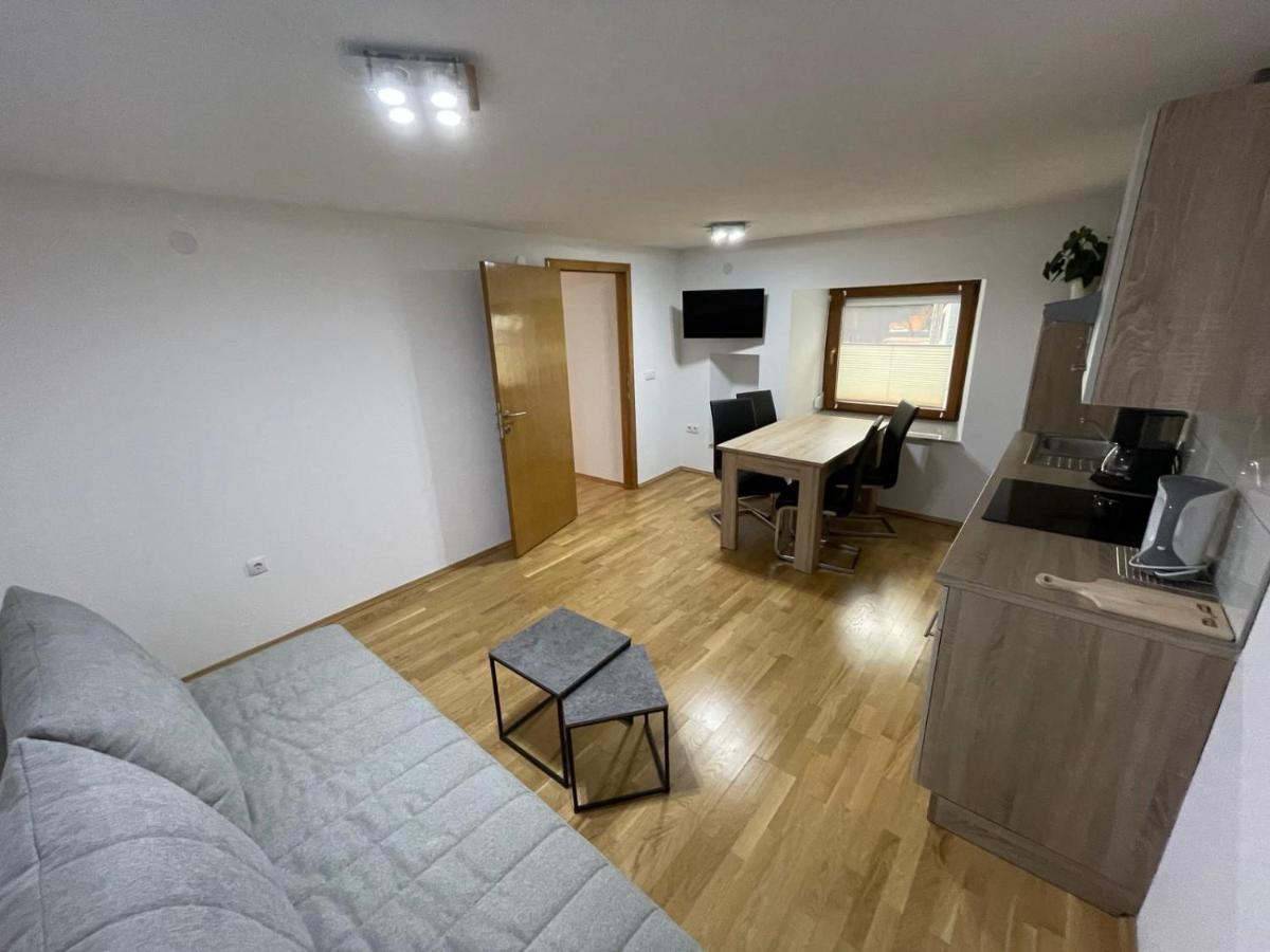 Ferienwohnung Rener Sautens Esterno foto